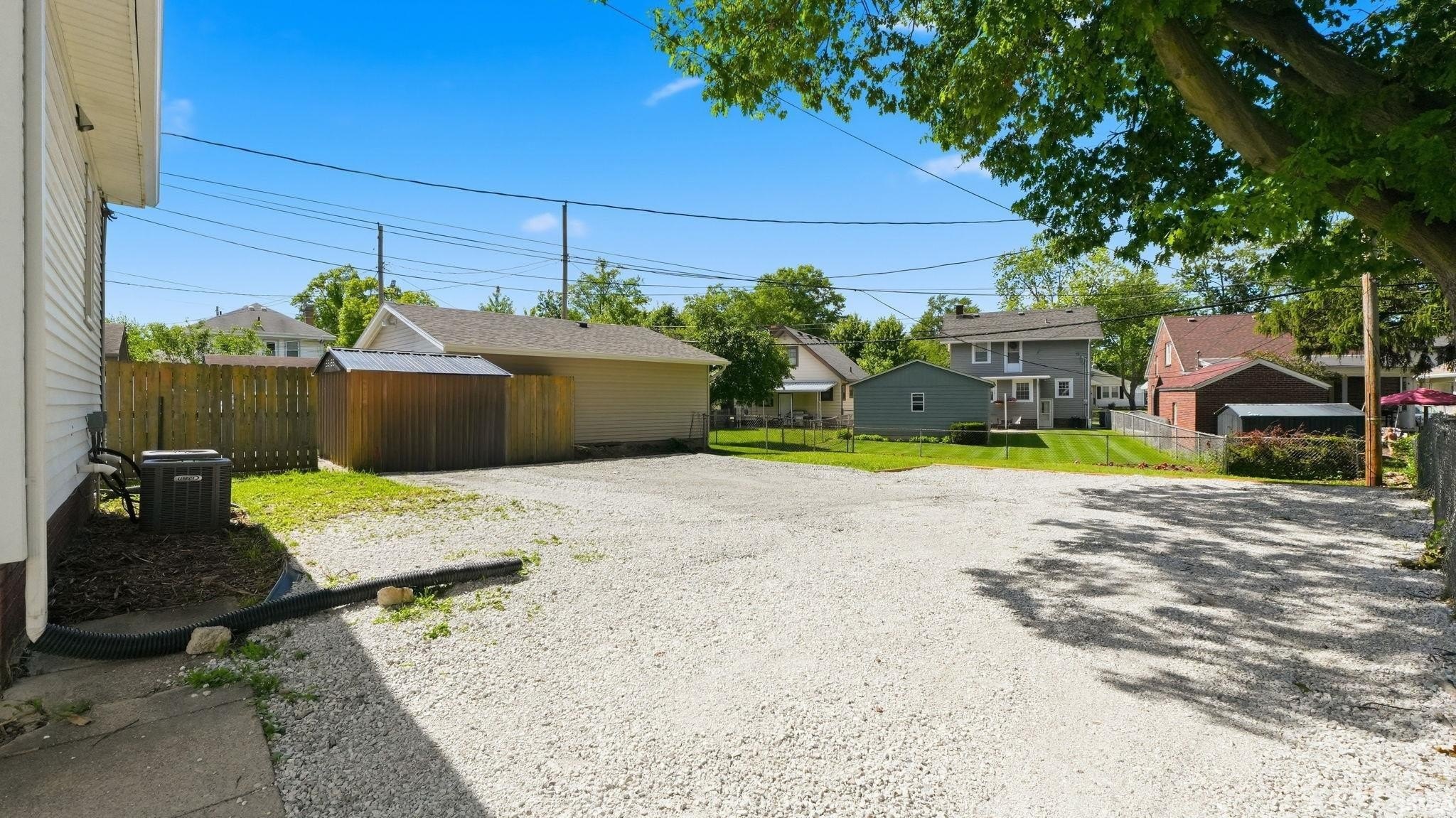 Single Family 4BR 2BA - 1718 Spring Street, Fort Wayne, IN