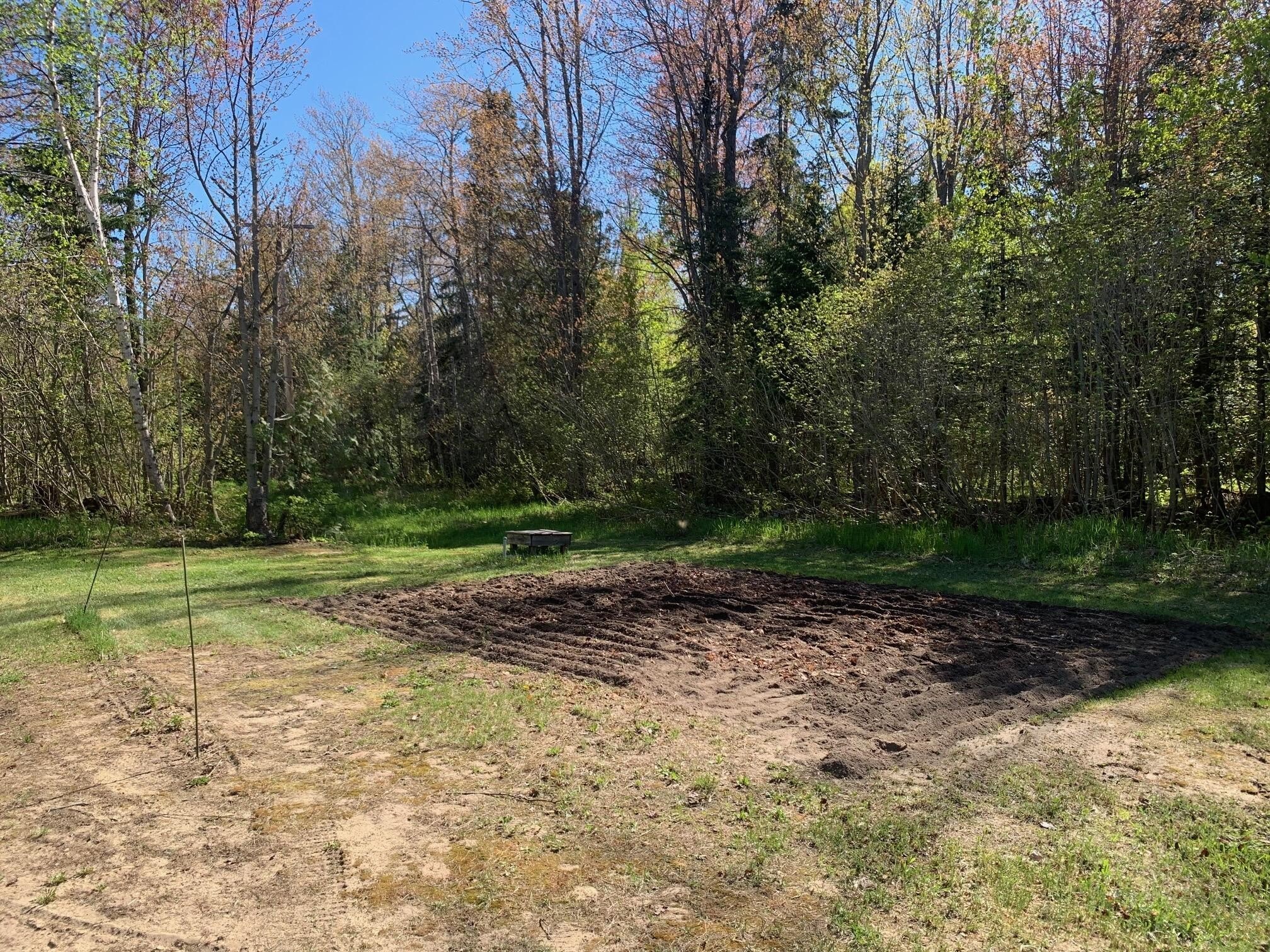 Single Family 3BR 3BA - 9118 N Whitefish Point Rd, Paradise, MI