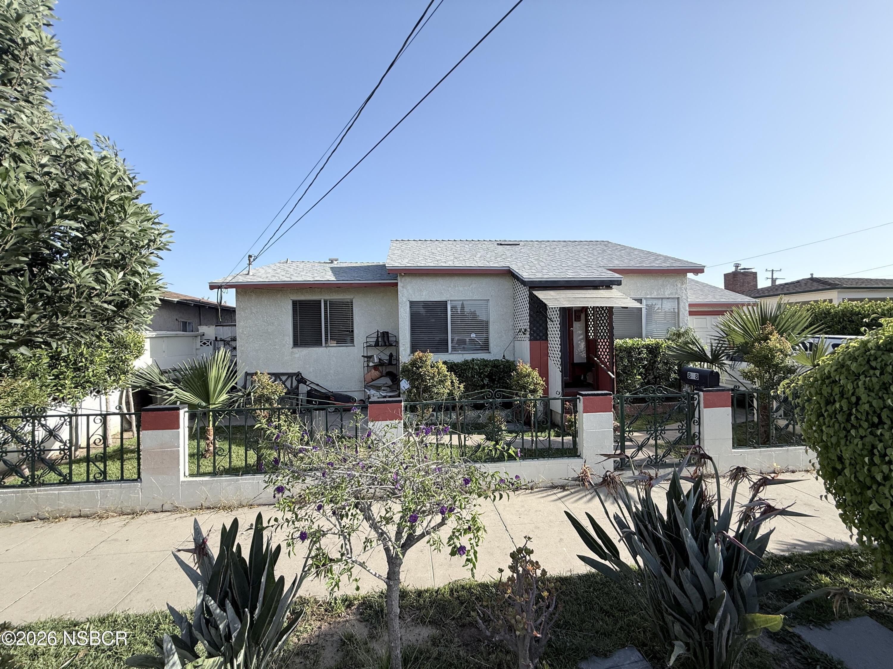 Single Family 2BR 2BA - 808 W El Camino Street, Santa Maria, CA