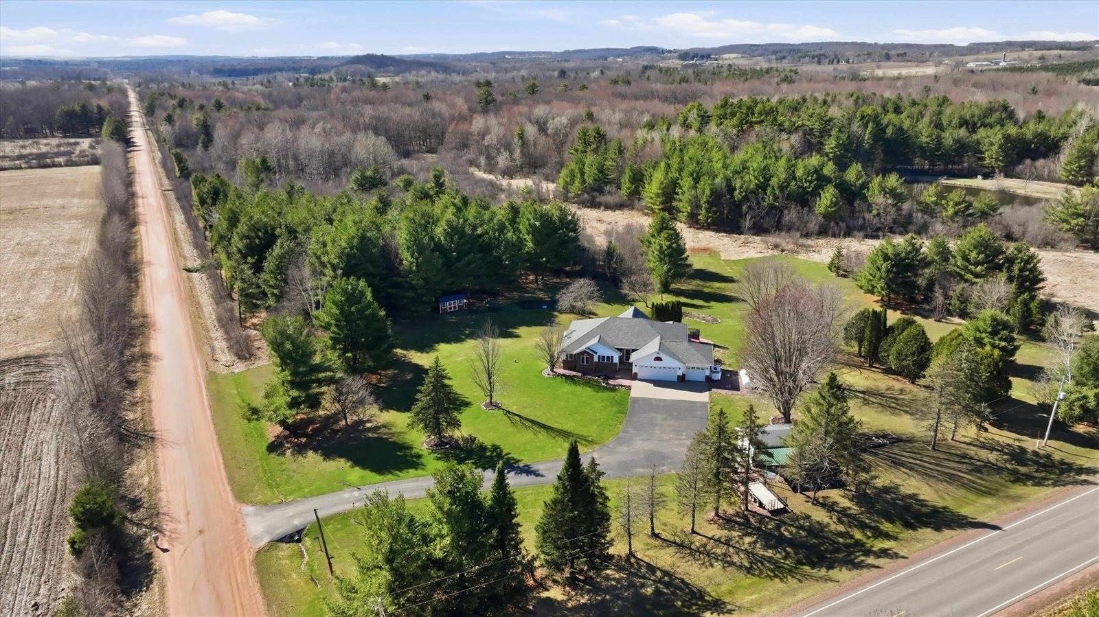 Other 3BR 4BA - 11712 Eisenhower Drive, Chili, WI