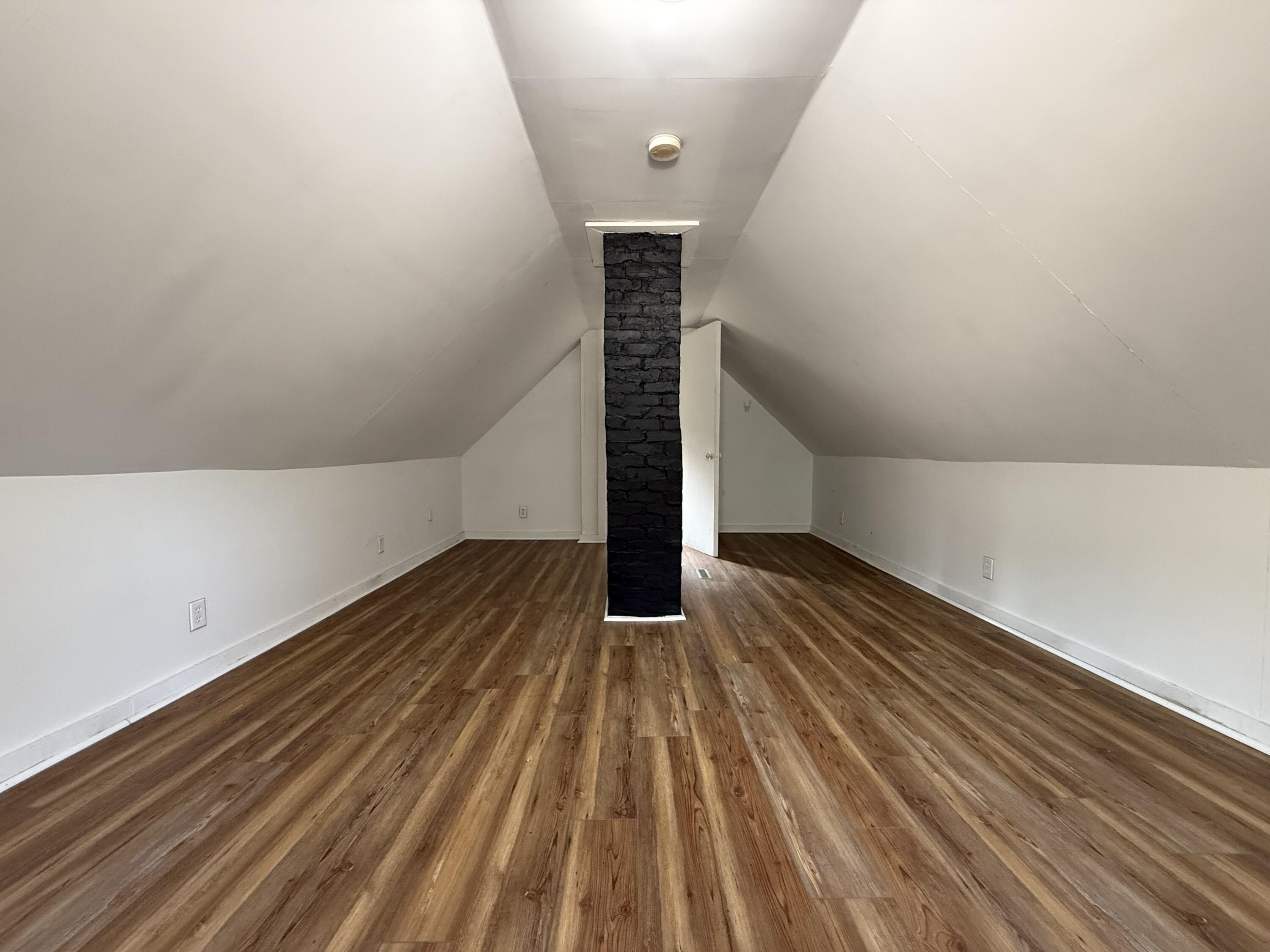 Single Family 2BR 1BA - 2424 Howden Street, Muskegon, MI