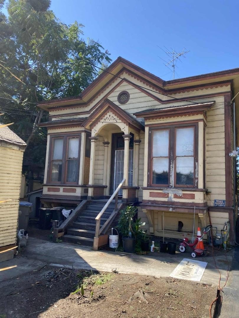 Single Family 4BR 3BA - 417 Stockton AVE, SAN JOSE, CA
