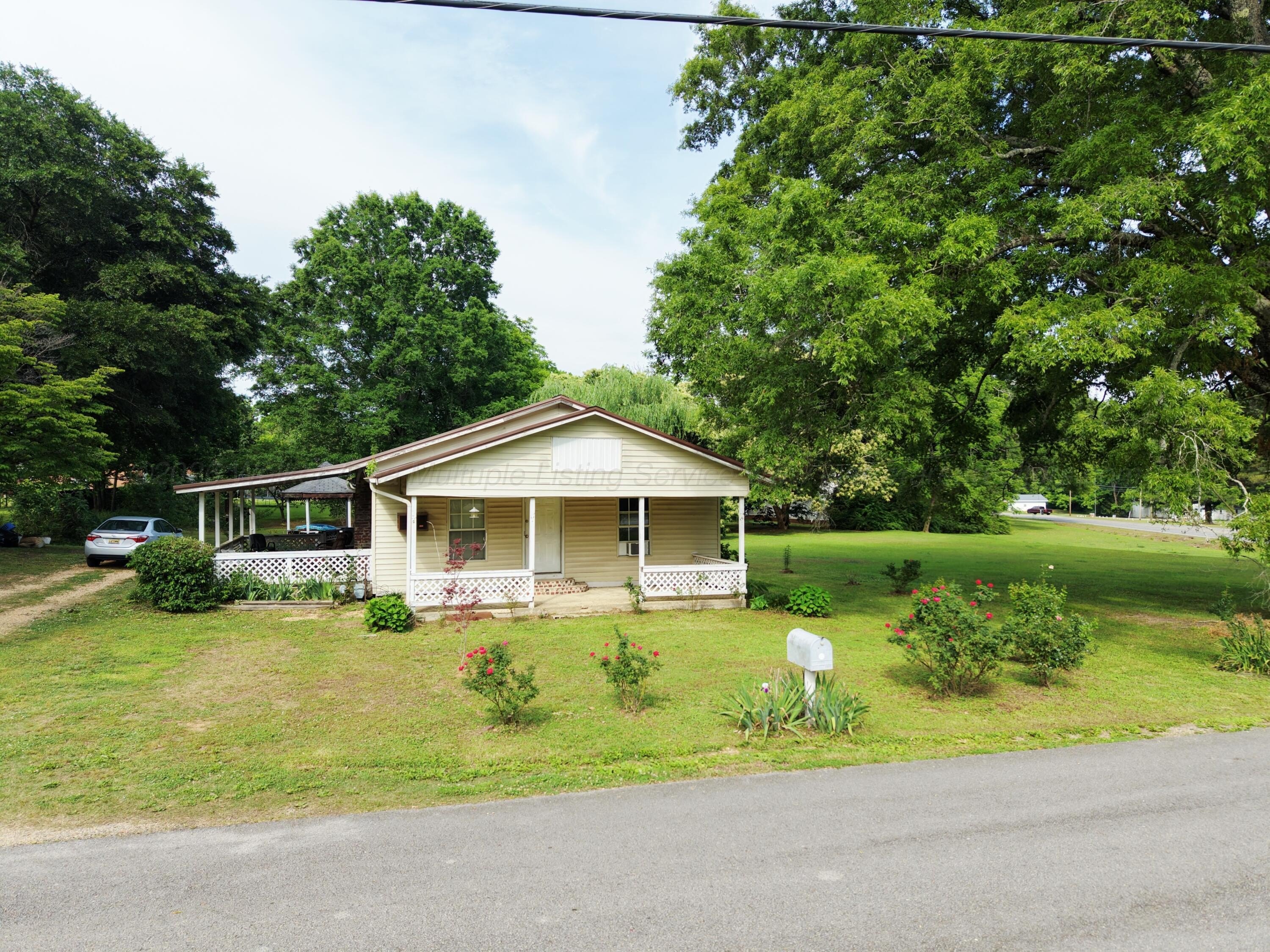 90 SMOTHERS Ave  