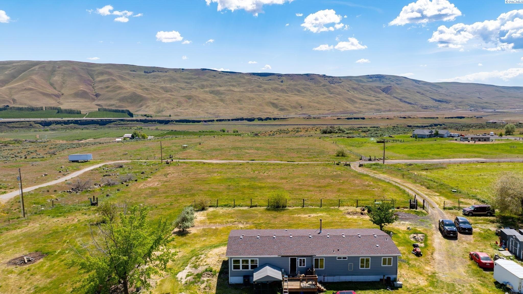 Other 4BR 2BA - 55604 W 360 PR NW, Benton City, WA