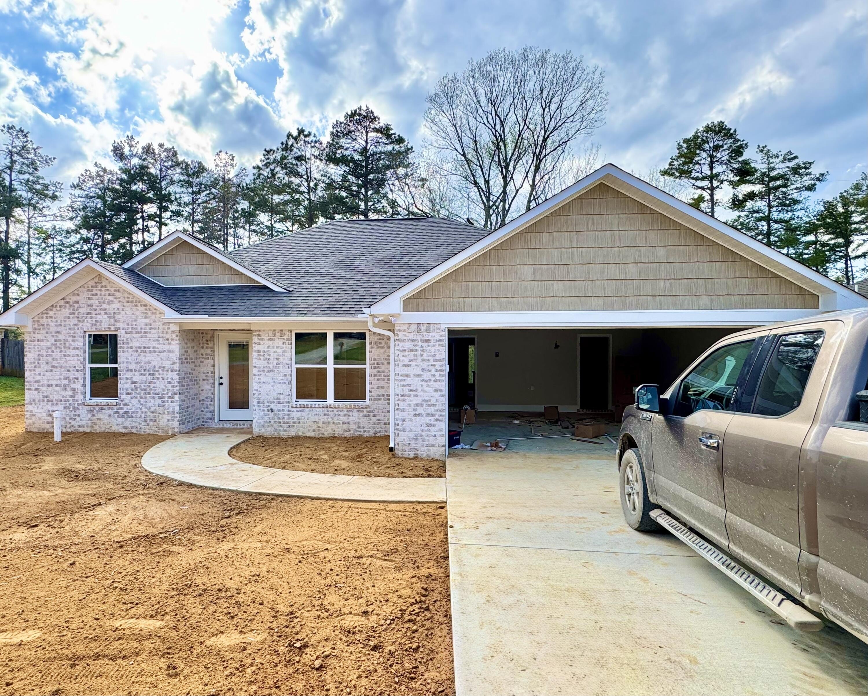 Single Family 3BR 2BA - 1025 N Sherman Dr., Sherman, MS