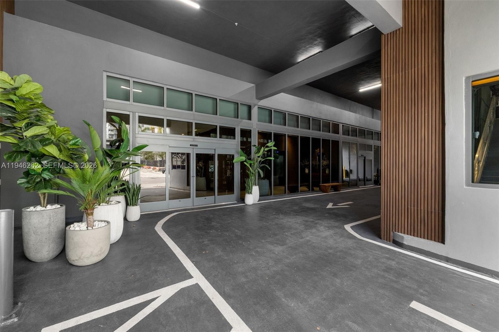 Condo 2BR 2BA - 239 SW 9th St, Miami, FL