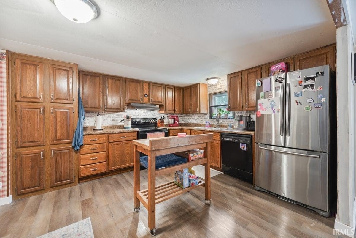 Manufactured Housing 3BR 2BA - 304 W Vine Street, Mitchell, IN