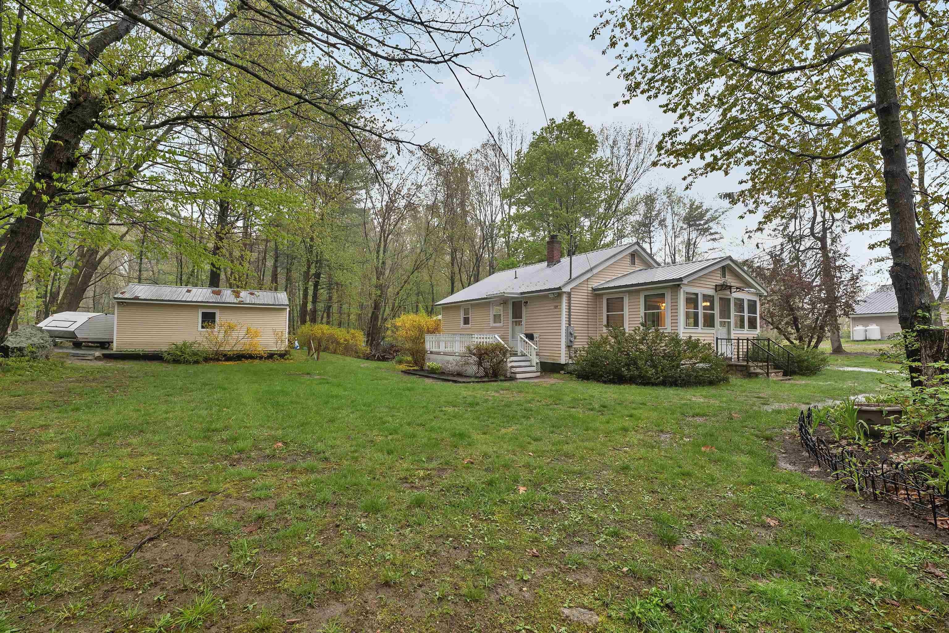 Single Family 2BR 1BA - 109 Barden Hill Road, Hillsborough, NH