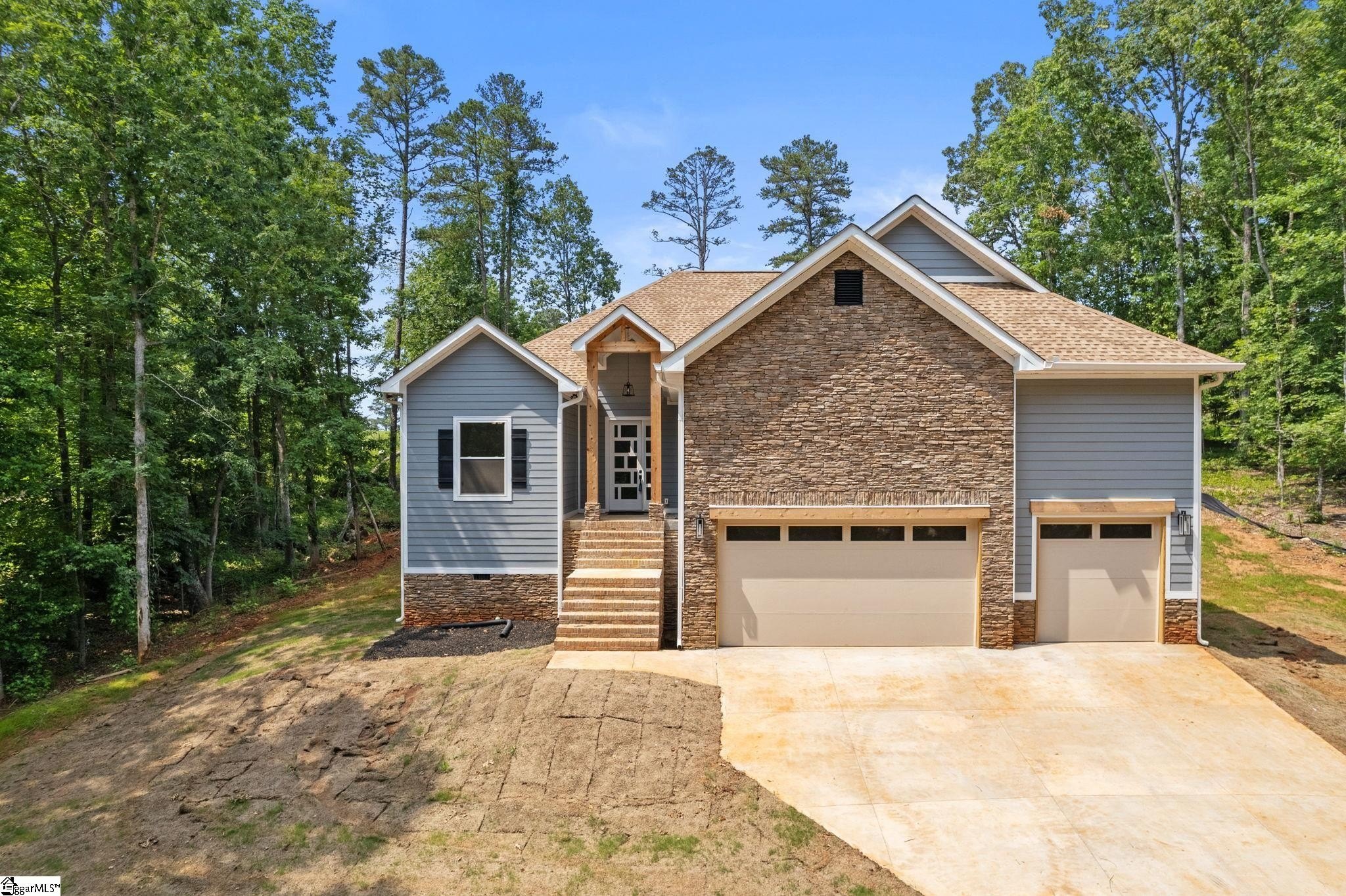 Single Family 3BR 3BA - 2705 Brook Hollow Drive, Seneca, SC