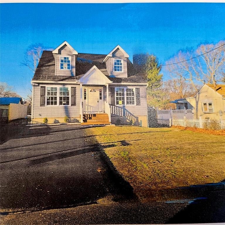 Single Family 3BR 2BA - Pinewood Drive, Shirley, NY