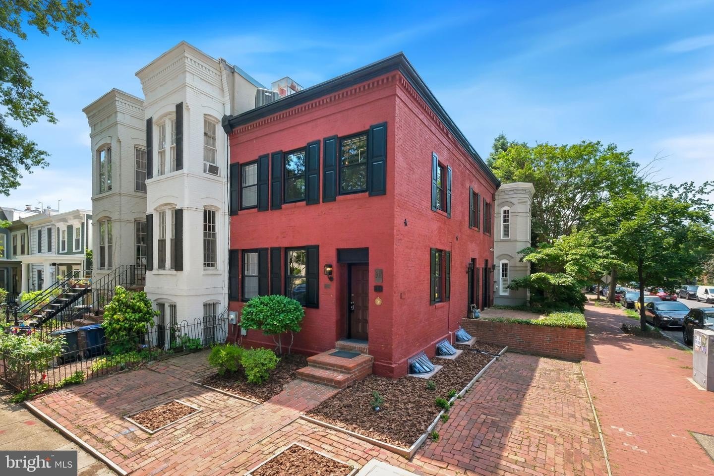 Single Family 3BR 2BA - 601 E ST SE, WASHINGTON, DC