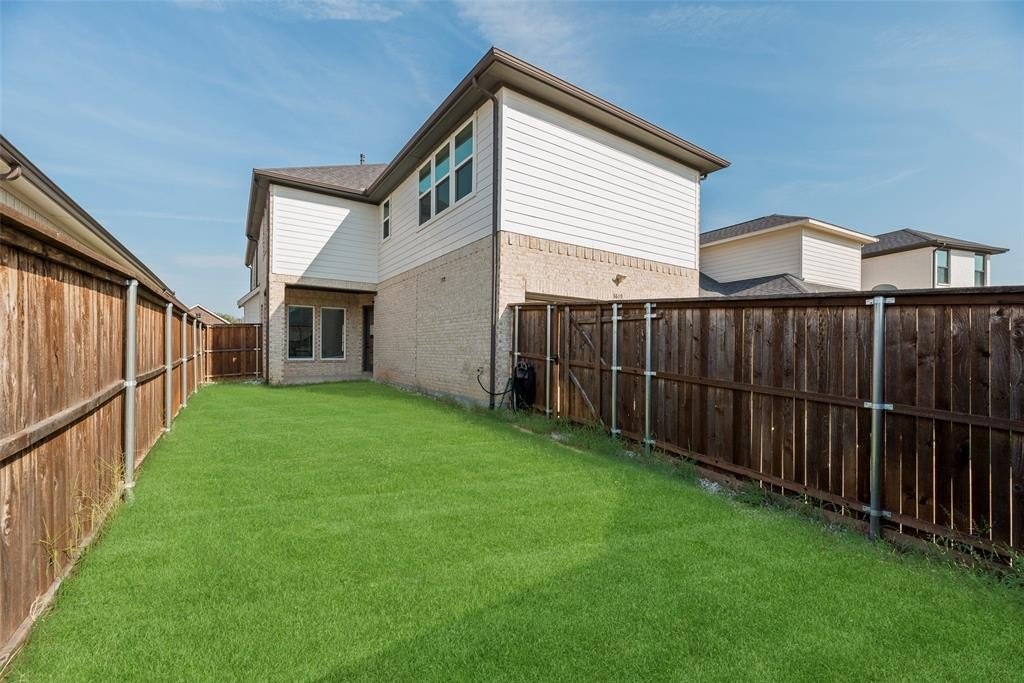 Single Family 4BR 4BA - 3619 Doramus Drive, Celina, TX