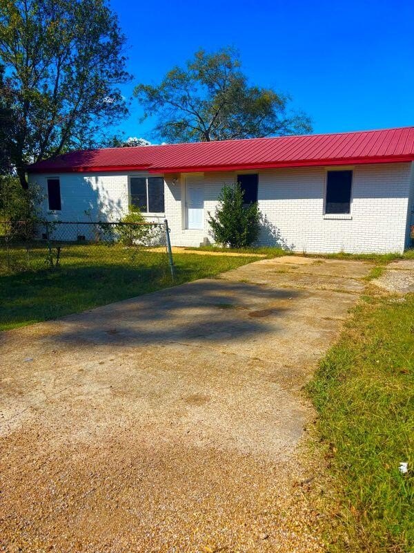 Other 3BR 2BA - 402 E Main, Okolona, MS
