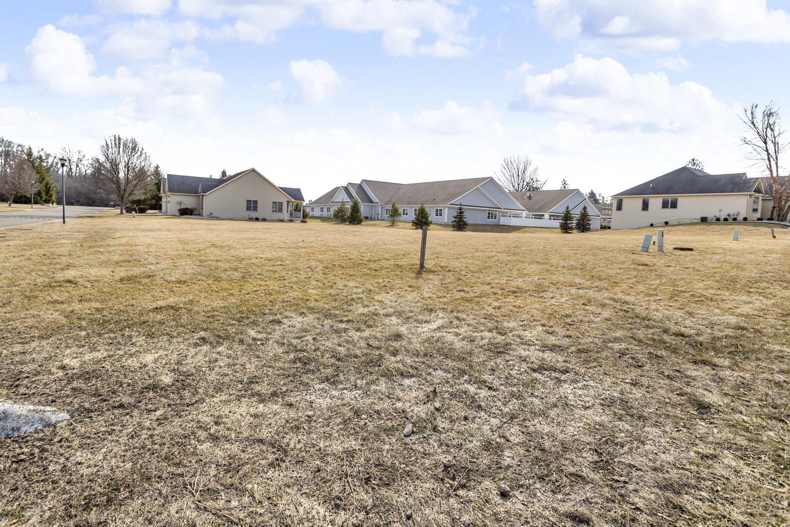 Single Family - 2963 Countryside Lane, Jackson, MI