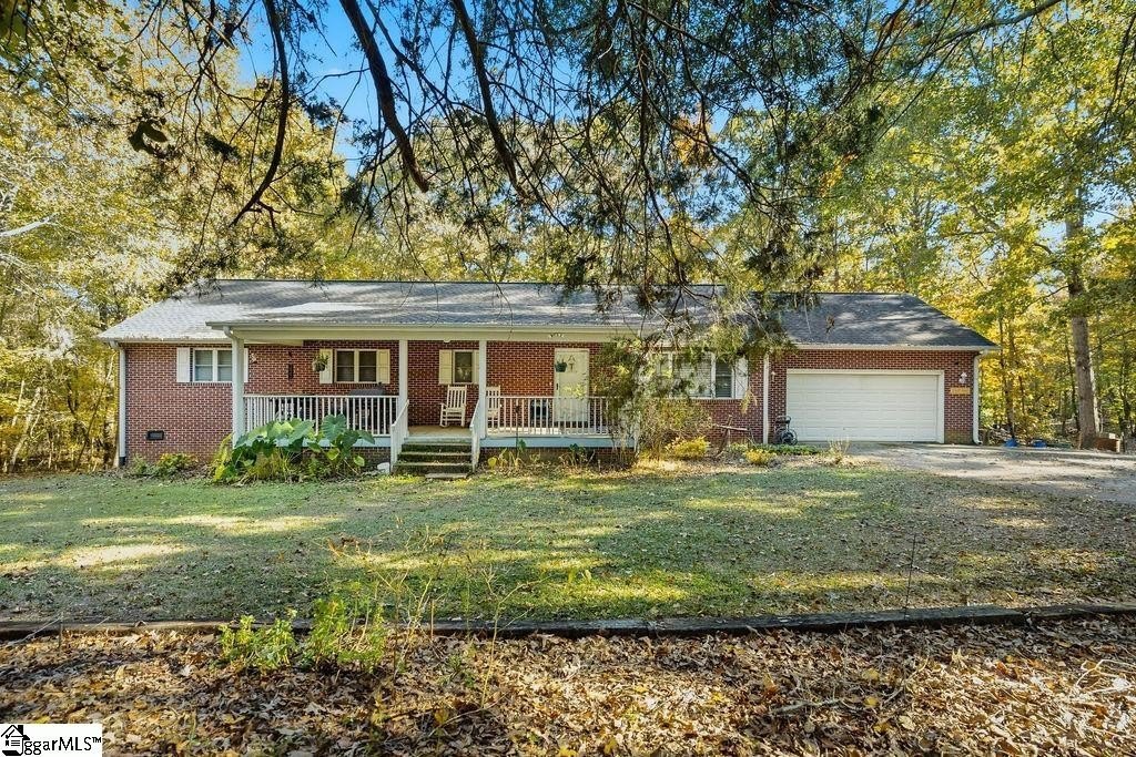 Single Family 3BR 2BA - 203 C P Hanks Road, Iva, SC