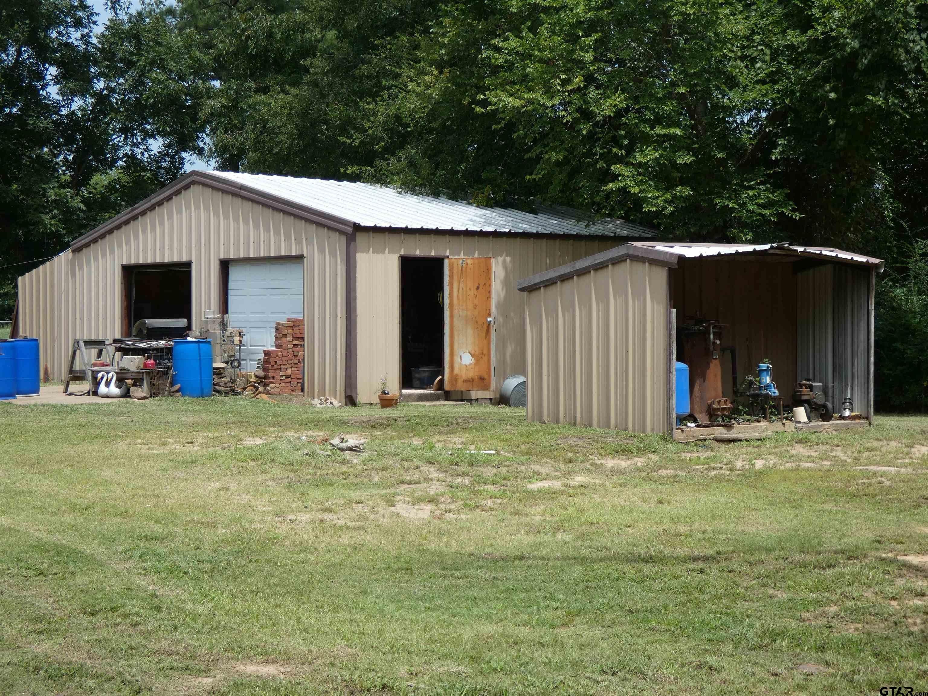13476 Sarah St  