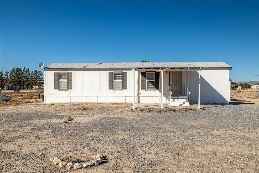 Manufactured Housing 2BR 1BA - 2390 N Lola Lane, Pahrump, NV