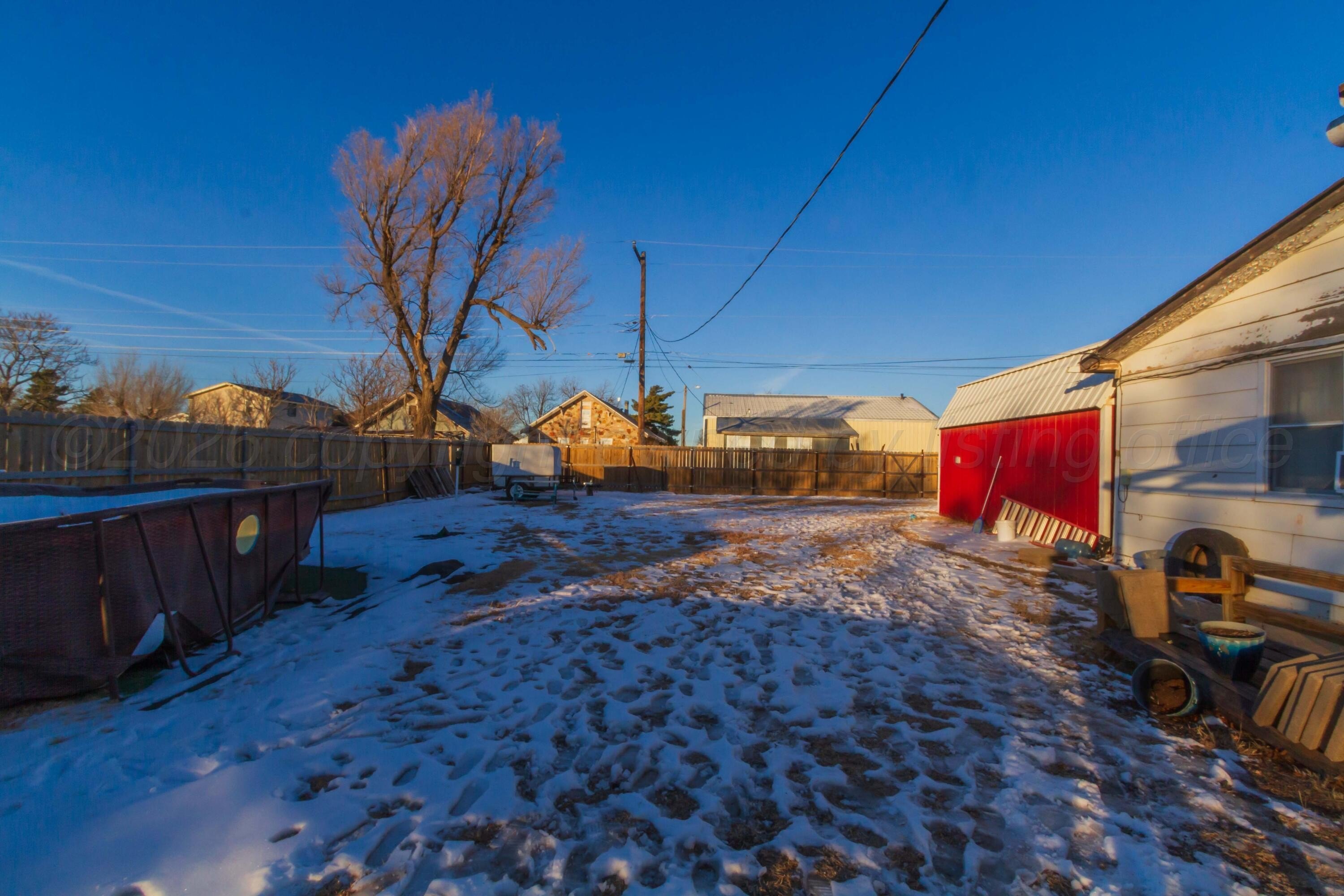 Single Family 3BR 1BA - 1001 W Bond St, Pampa, TX
