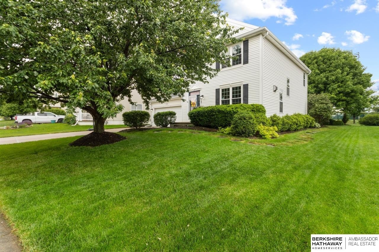 Single Family 3BR 4BA - 11316 S 199 Street, Gretna, NE