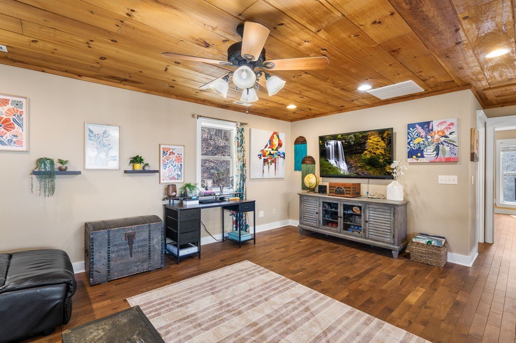 Other 3BR 2BA - 961 Brooks Cove Road S, Hayesville, NC
