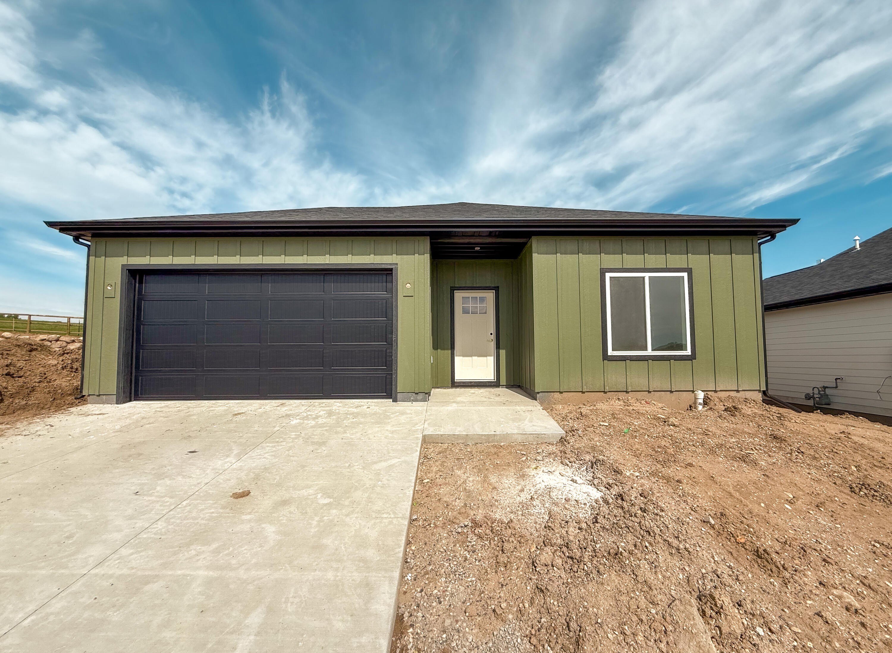 2984 Pine Hills Dr  