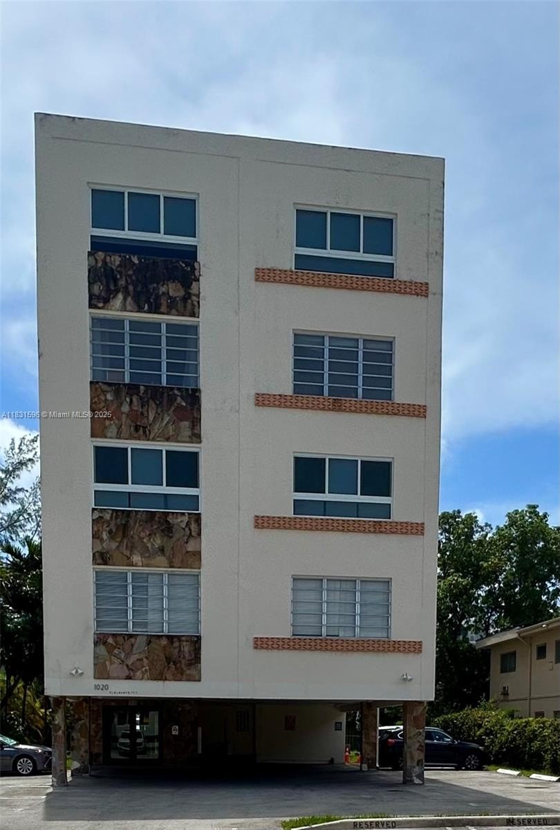 Condo 1BR 2BA - 1020 94th St, Bay Harbor Islands, FL