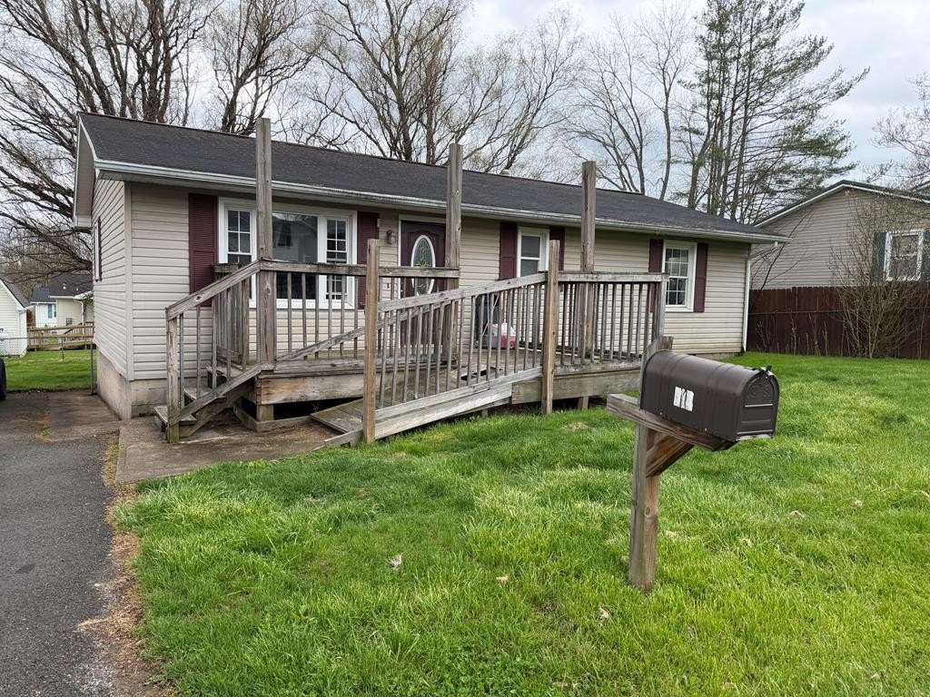 Single Family 3BR 1BA - 514 24th Street, OAK HILL, WV