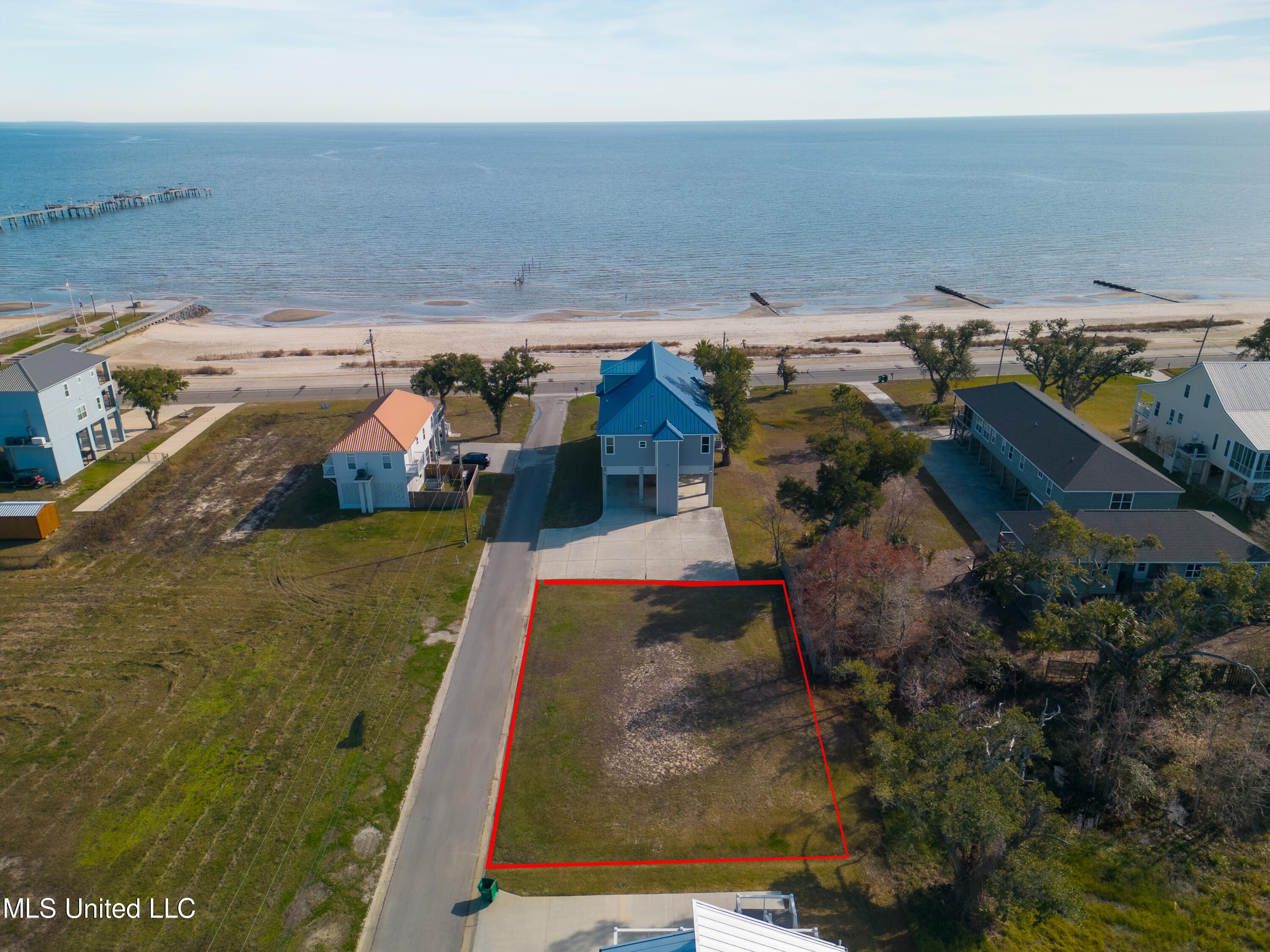 Single Family - 103 Saint Joseph Street, Waveland, MS