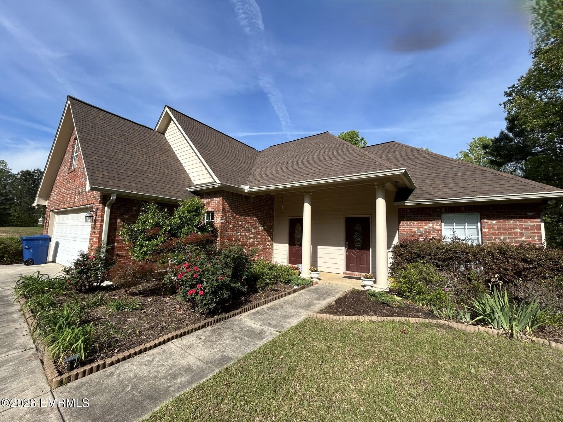 Single Family 4BR 2BA - 8515 Honeysuckle Drive, Collinsville, MS