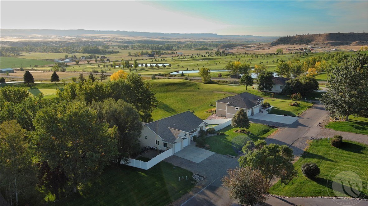 Single Family 5BR 4BA - 1191 Chipper Ln., Huntley, MT
