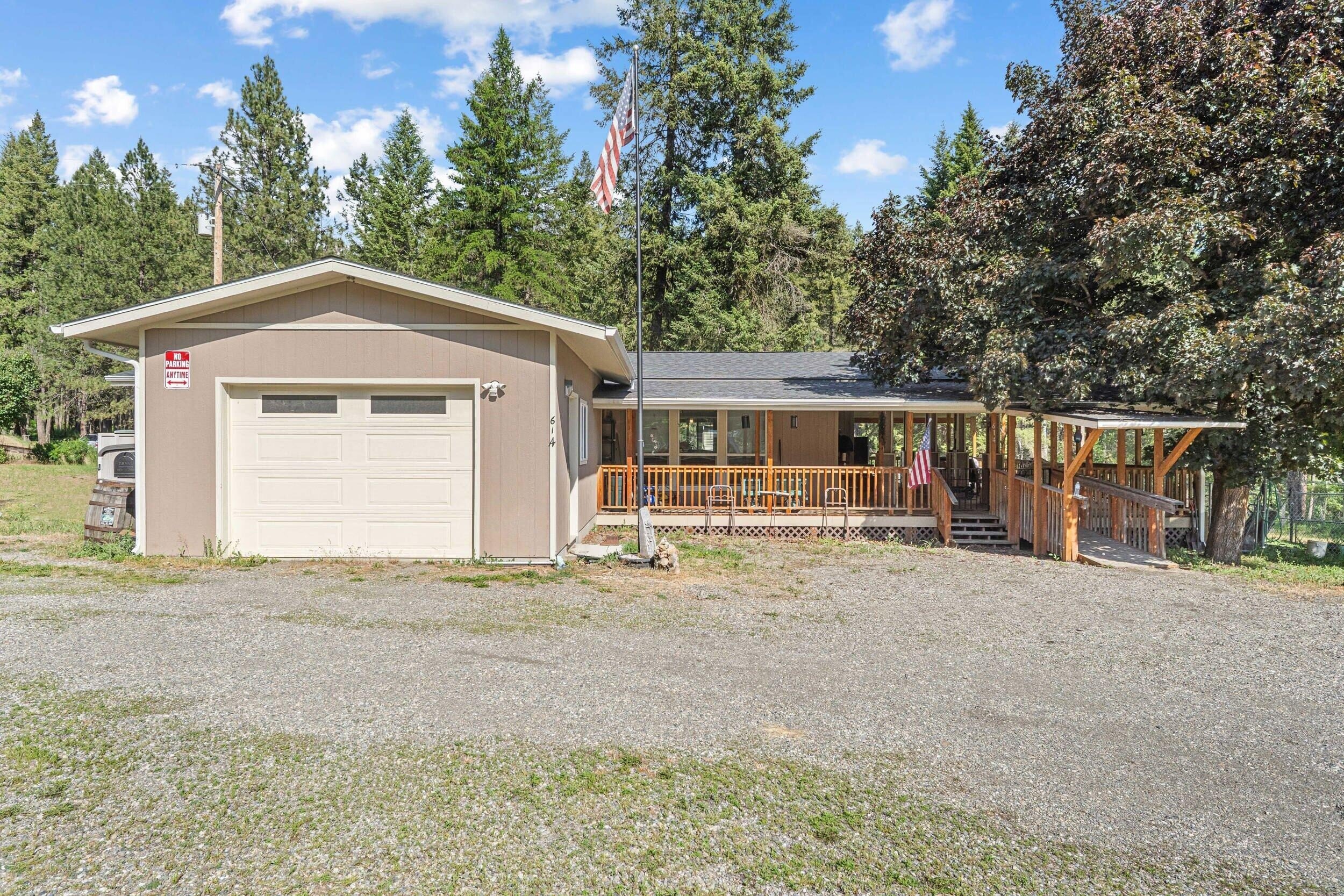 Single Family 3BR 2BA - 614 HEGNEY Way, COLVILLE, WA