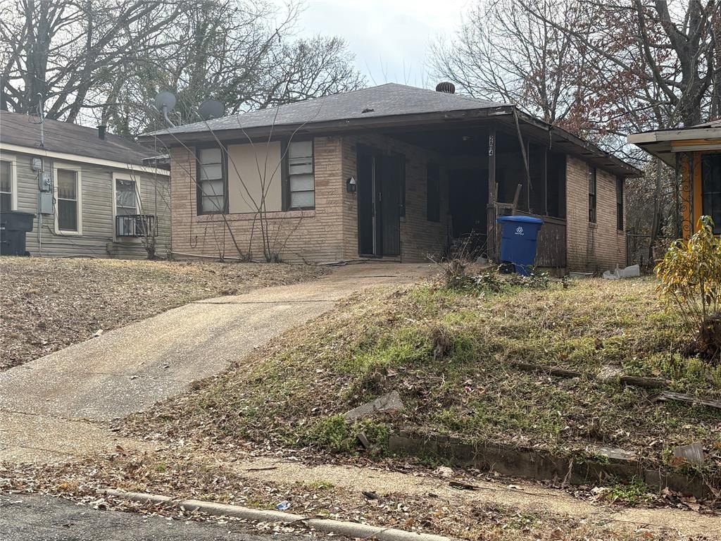 Single Family 2BR 1BA - 2814 Mertis Avenue, Shreveport, LA