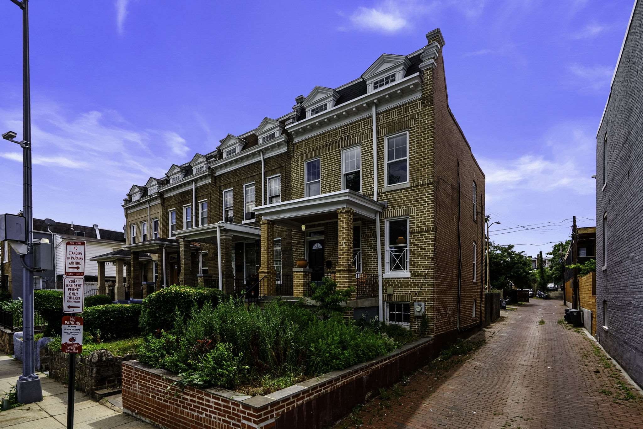 Single Family 3BR 2BA - 3112 Park Pl NW, Washington, DC