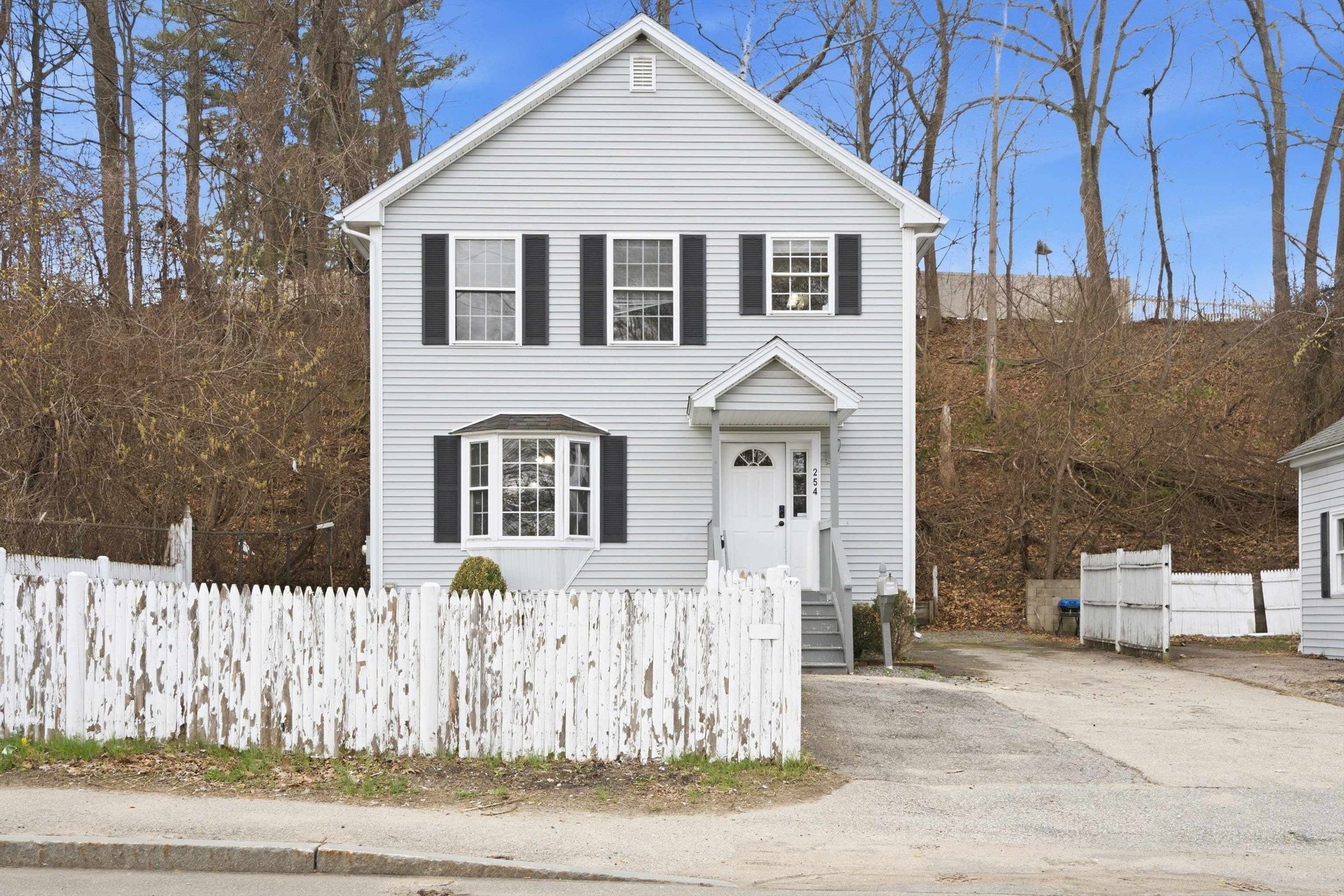 Single Family 3BR 2BA - 254 Front Street, Manchester, NH