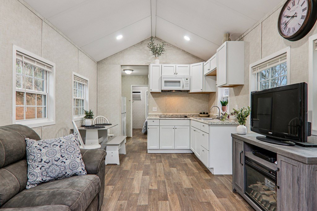 Other 1BR 1BA - 30 Dakota Way, Bryson City, NC