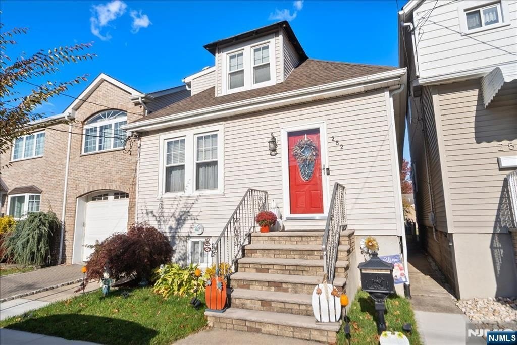Other 4BR 3BA - 252 Grace Avenue, Secaucus, NJ