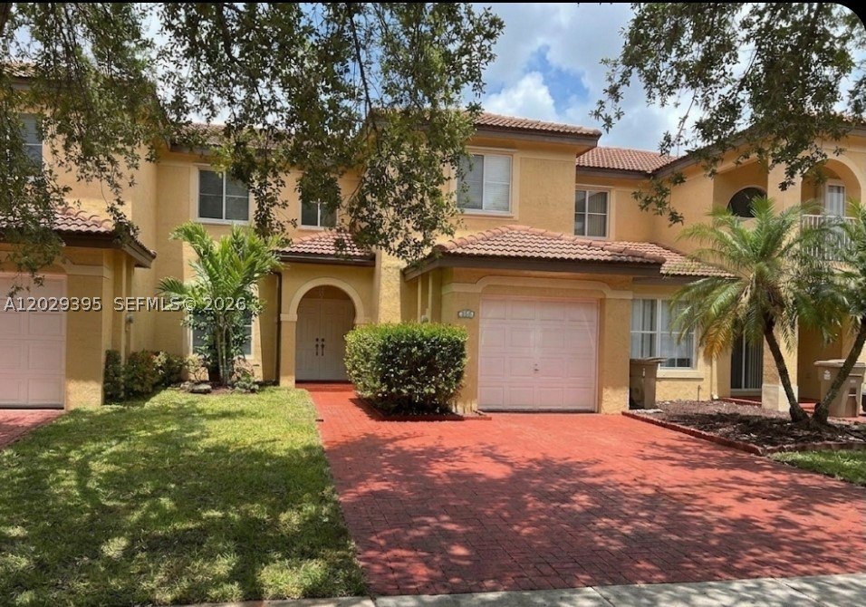 Single Family 3BR 3BA - 223 Maple Ter, Davie, FL