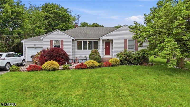 Single Family 3BR 2BA - 33 Ellison Road, Franklin Twp., NJ