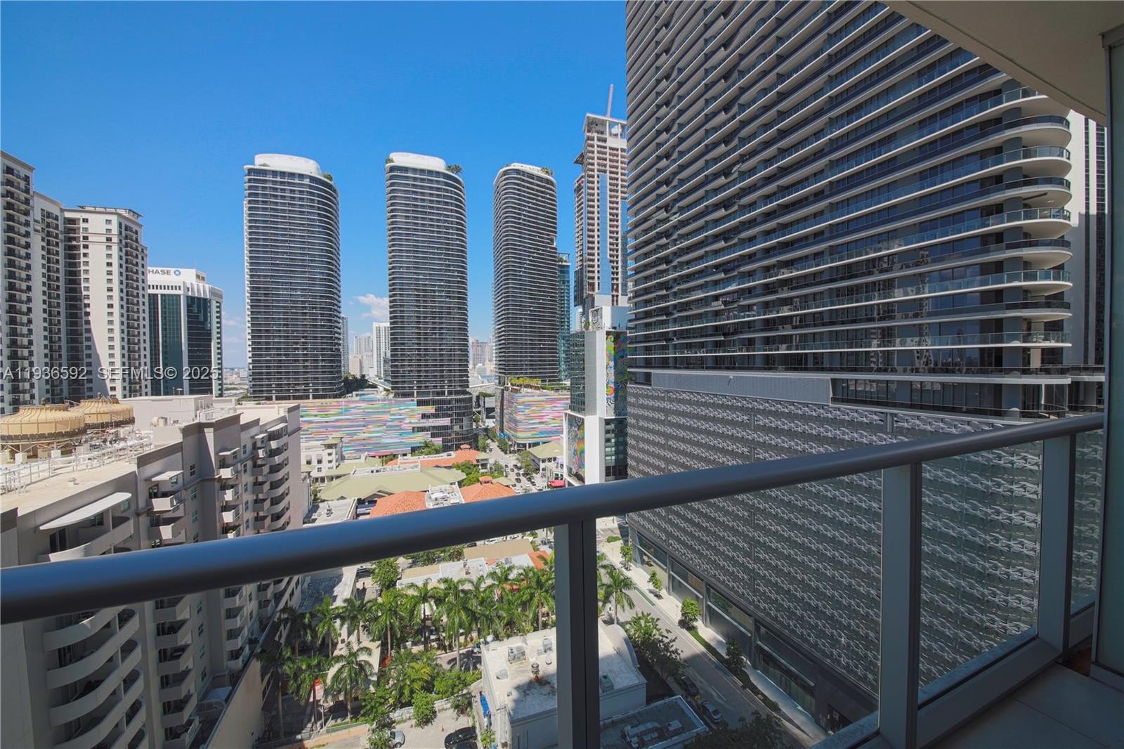 Condo 2BR 2BA - 1100 S Miami Ave, Miami, FL