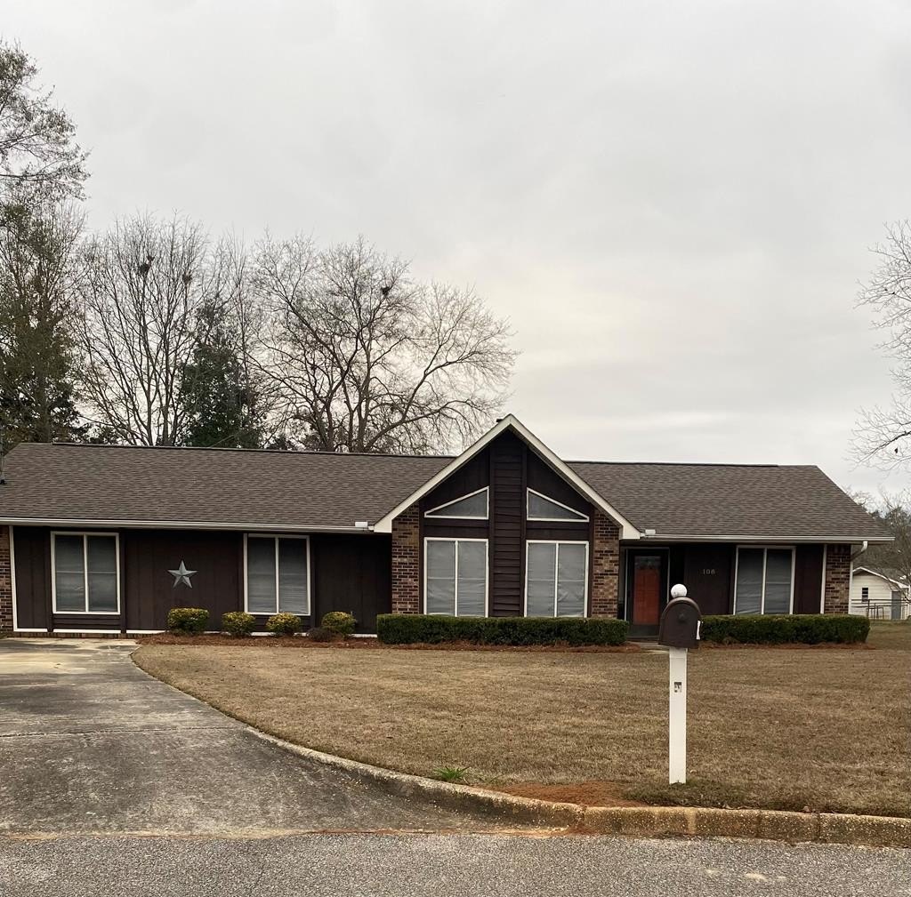 Single Family 3BR 2BA - 108 Salem Ct, Dothan, AL