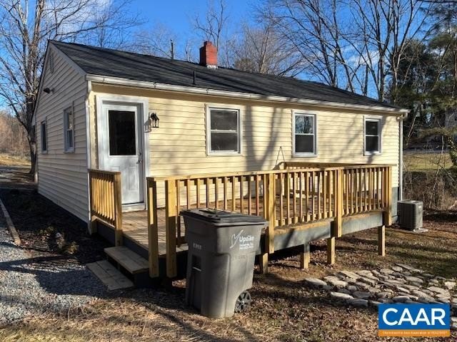Single Family 2BR 1BA - 206 MCDONALD ST, LOUISA, VA