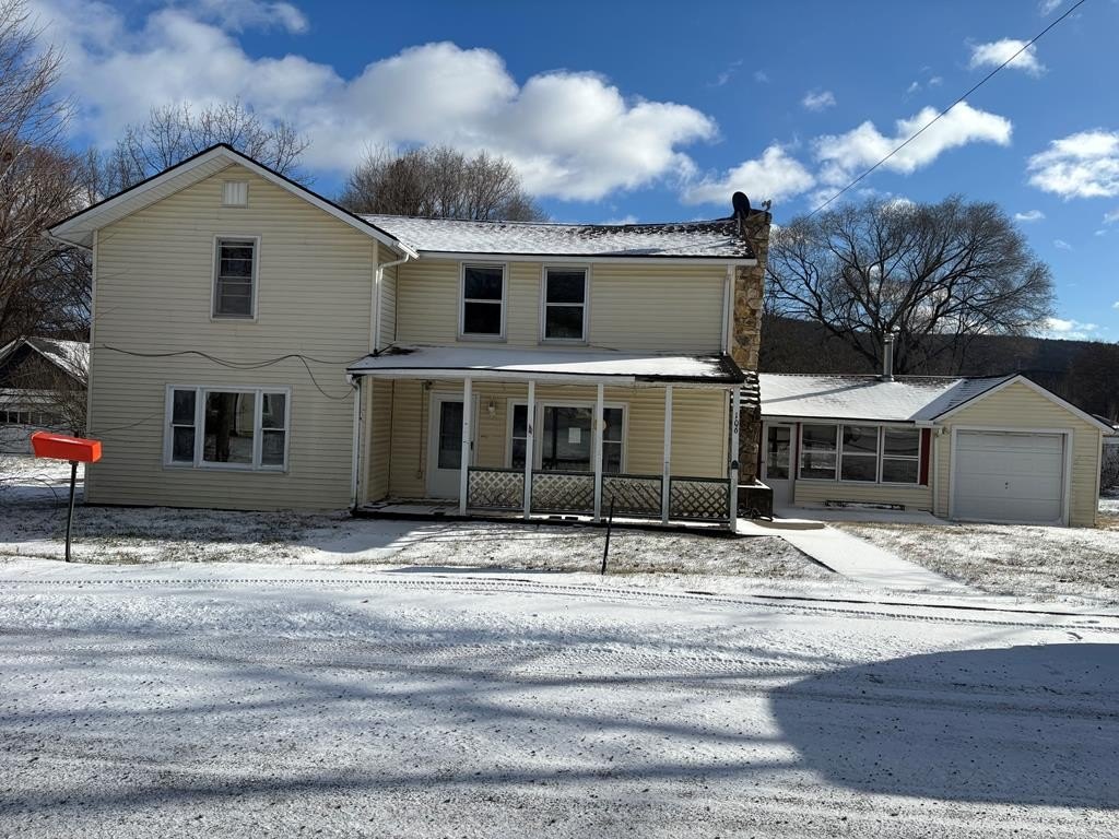 208 Second St  