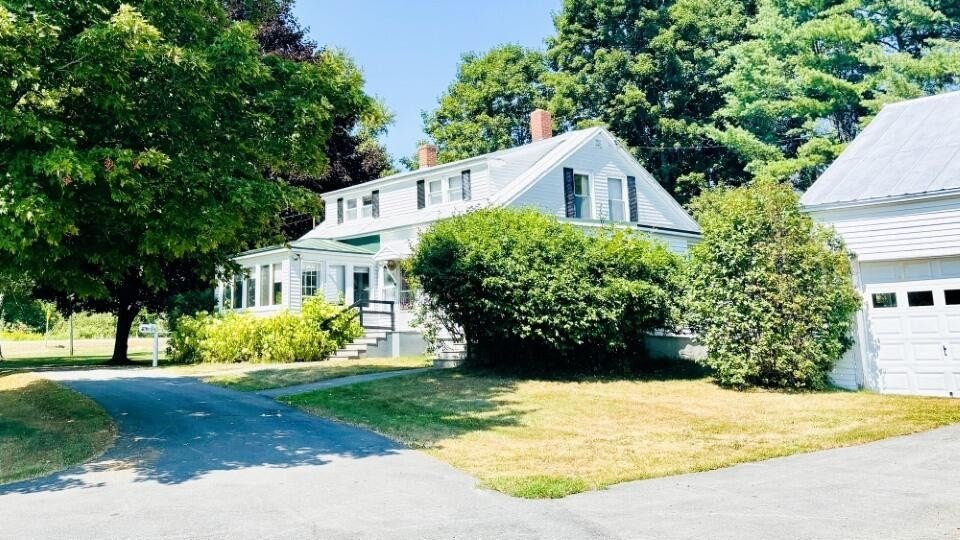 Single Family 4BR 2BA - 1631 Lakewood Road, Madison, ME