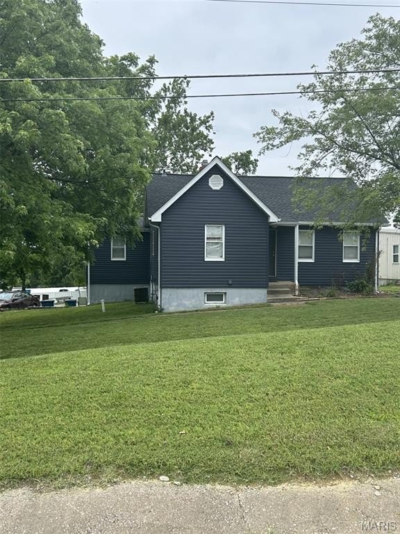 Single Family 5BR 2BA - 1521 Big Bill Road, Arnold, MO