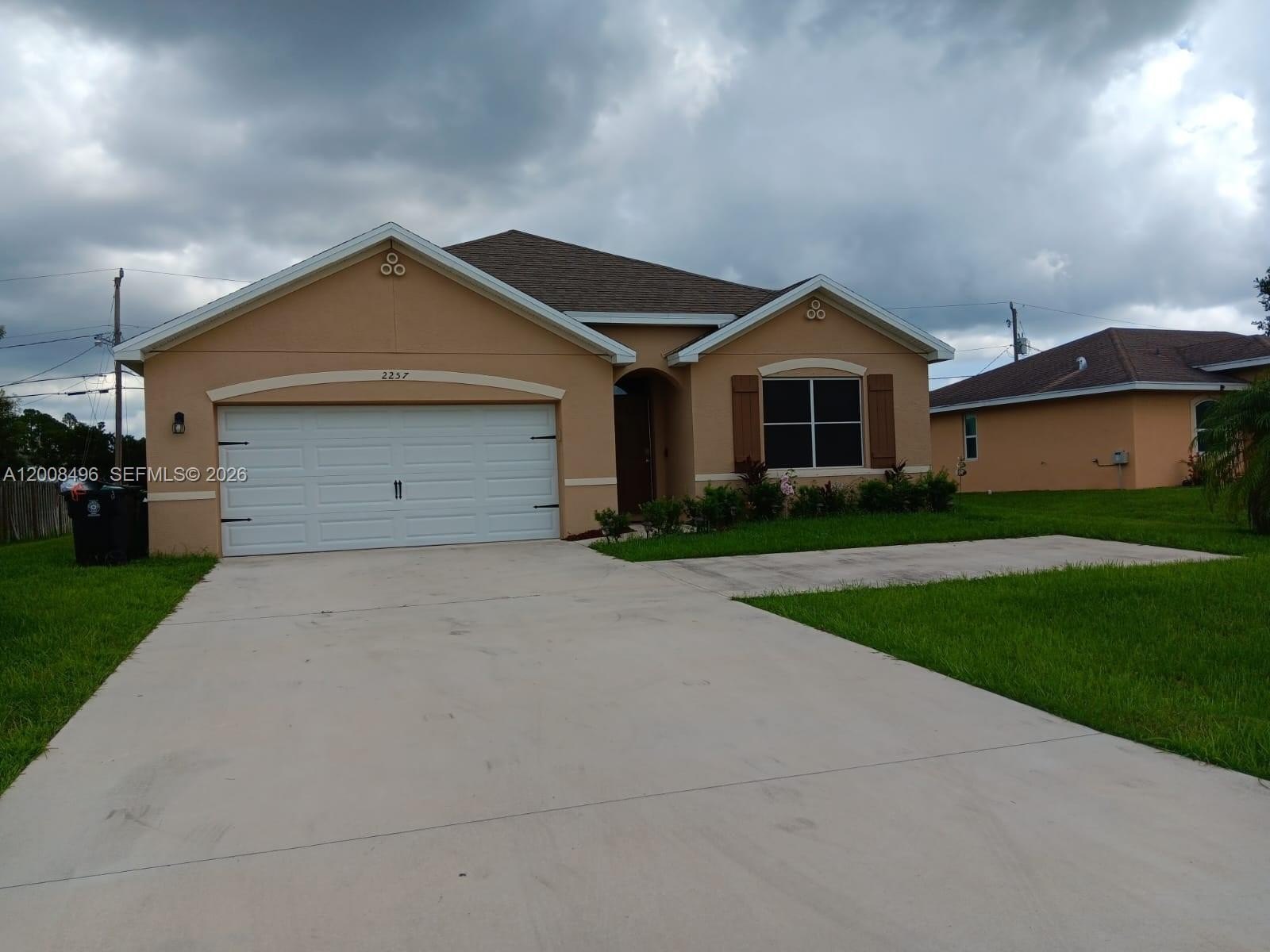 Single Family 3BR 2BA - 2257 SW Import Dr, Port St Lucie, FL