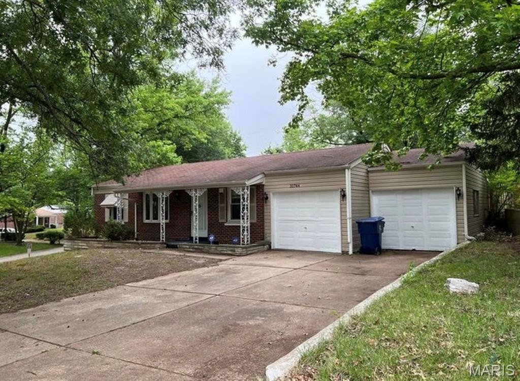 Single Family 2BR 2BA - 10744 Alliance Drive, Dellwood, MO