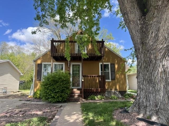 Single Family 4BR 2BA - 1005 W Main St., Vermillion, SD