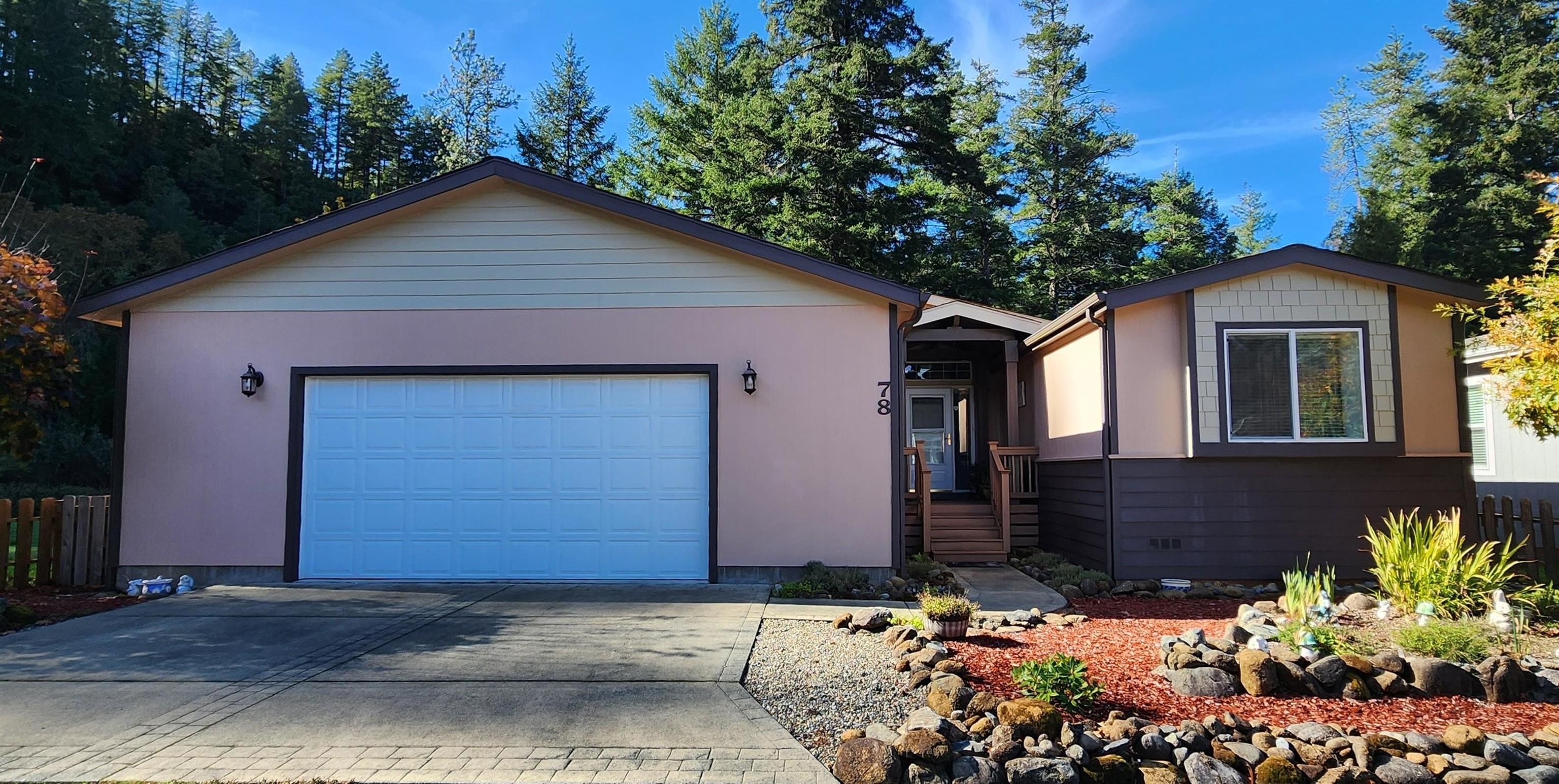 Manufactured Housing 3BR 2BA - 9825 US Highway 199  #78, Gasquet, CA