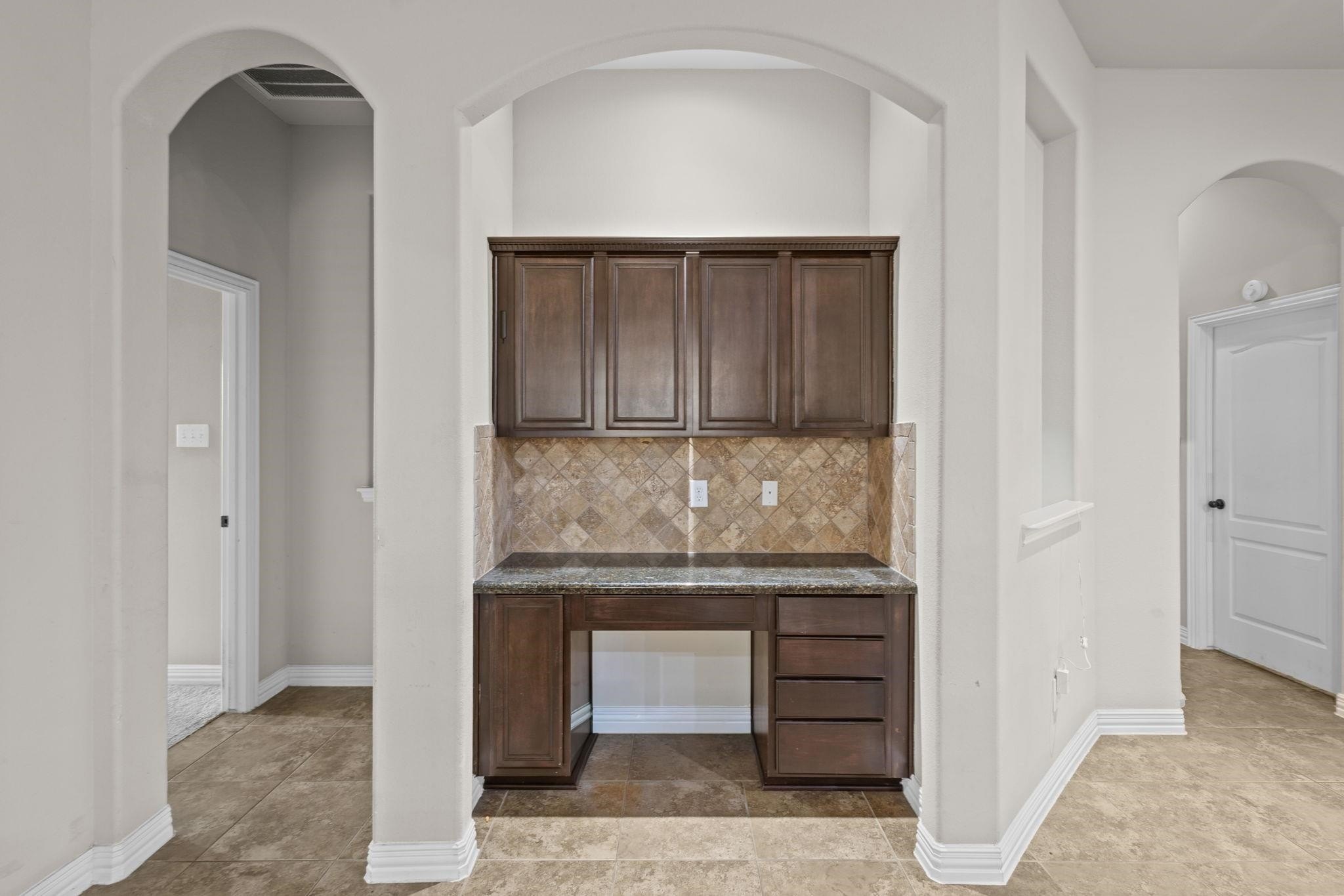 Single Family 3BR 2BA - 9200 Lisa Ln, Port Arthur, TX