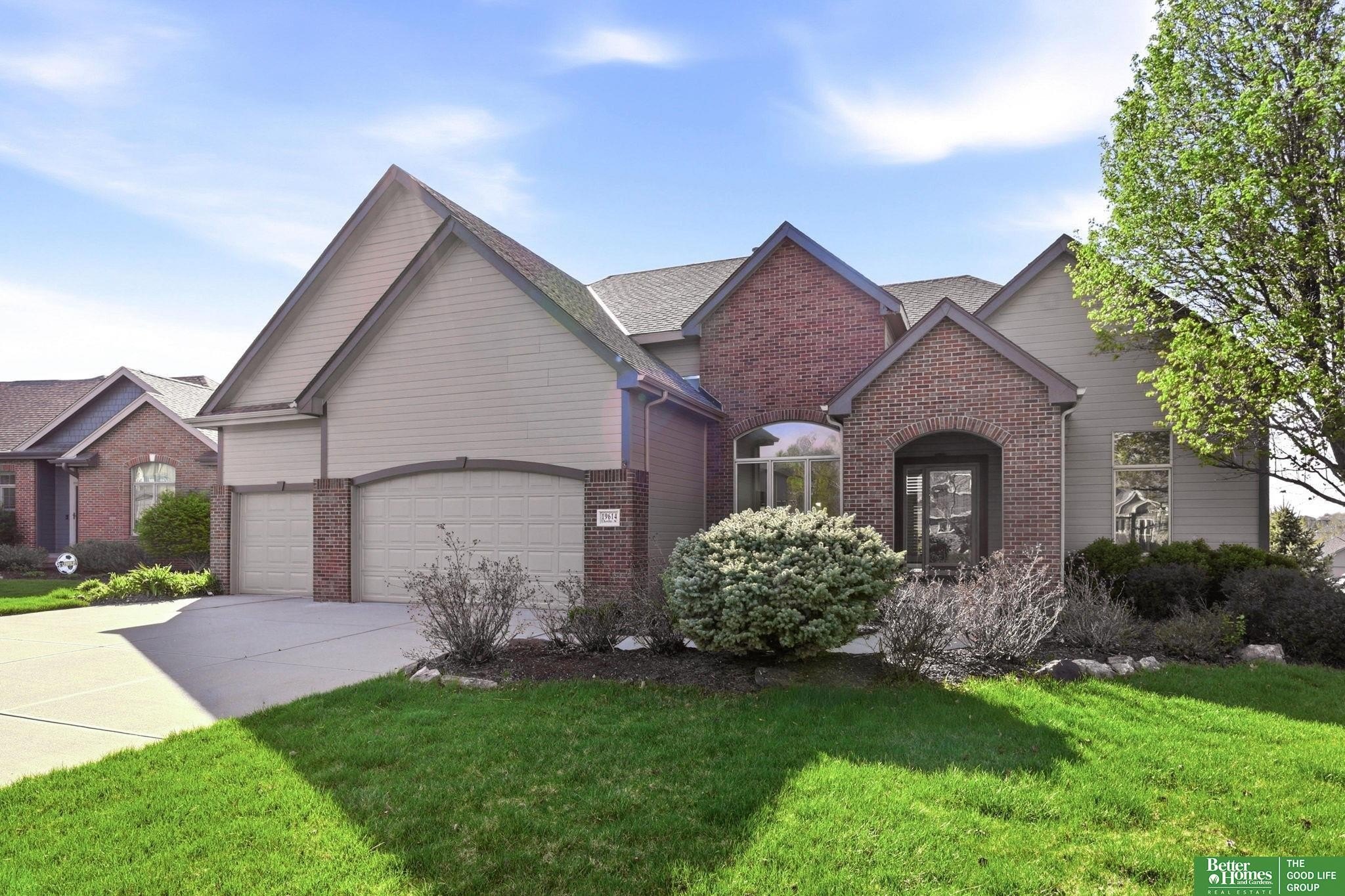 Single Family 2BR 3BA - 19614 CHANDLER Street, Gretna, NE